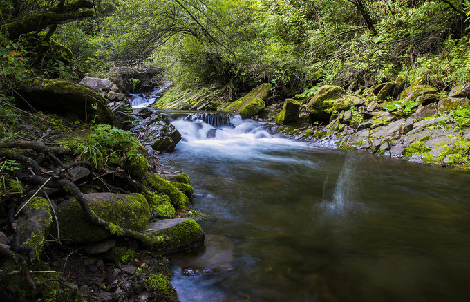 固原六盘山，毛主席说不到长城非好汉，此长城不是彼长城