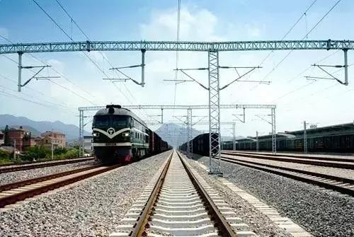 闈掑矝鍝簺涓滆タ鍙互鍏嶈垂,闈掑矝鍝簺鍦版柟闄愭椂鍏嶈垂