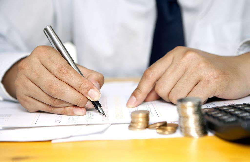 美国留学会计专业学习规划,美国留学经济学怎么样