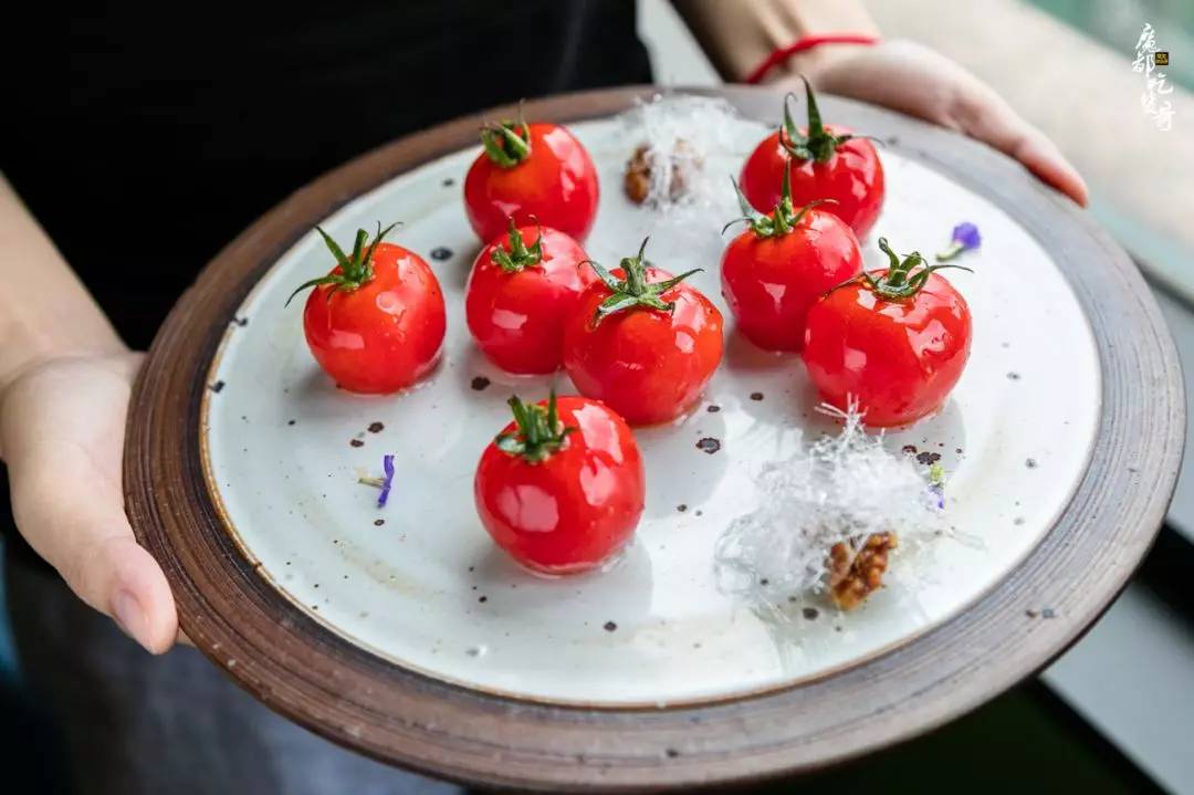 火爆魔都的川菜馆,魔都排队王川菜江汉路