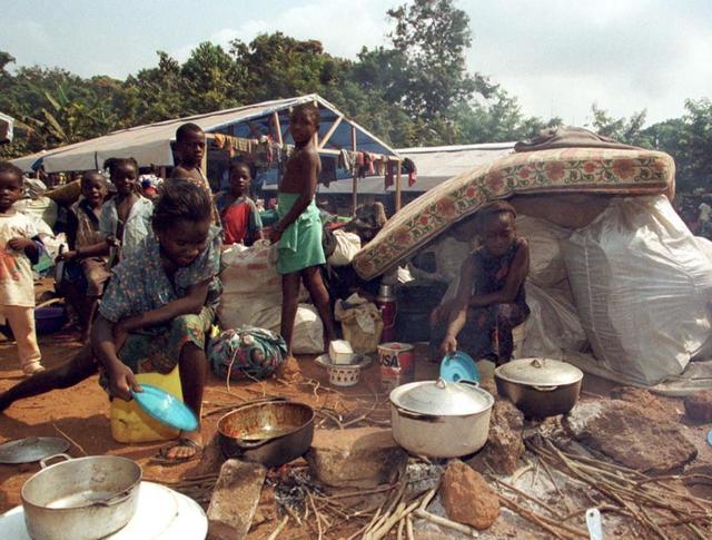 他在垃圾堆里出生成长，从小踢废弃物长大，如今却成杰拉德接班人