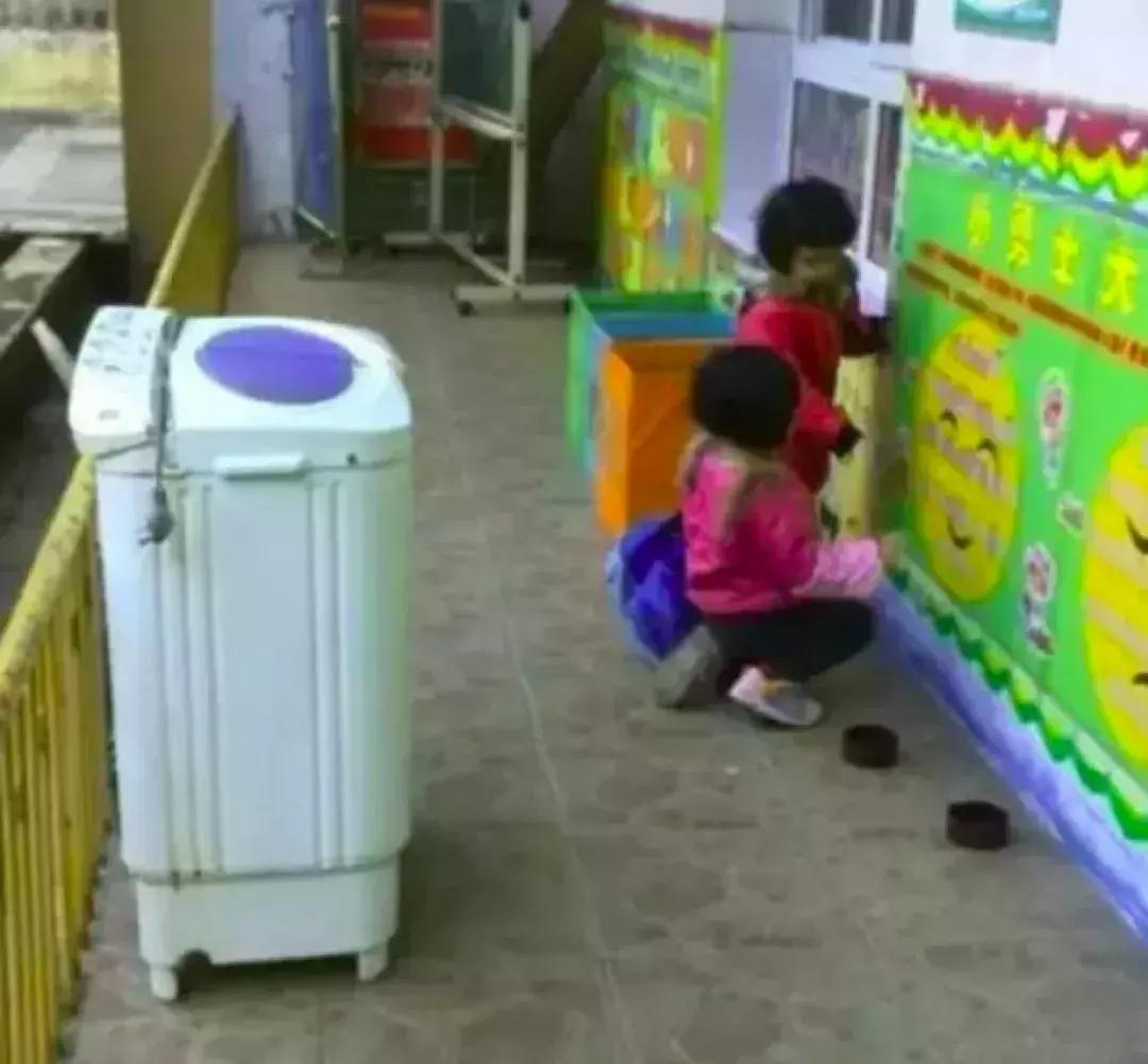 数1亿粒米?画30天月亮?这些奇葩作业把家长逼疯了