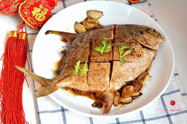清蒸白鲳鱼的家常做法,清炖鲳鱼汤的家常做法大全