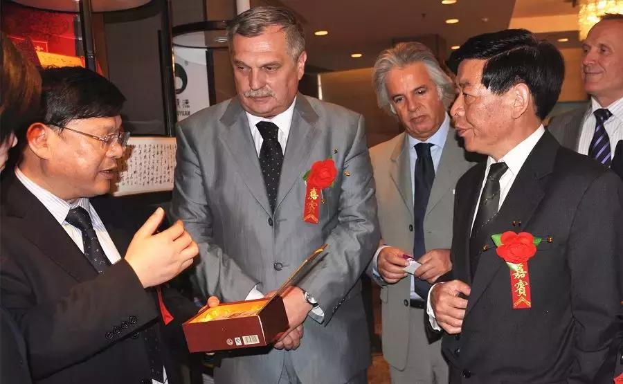 舞动龙头教程,舞动龙头项目发挥引擎作用