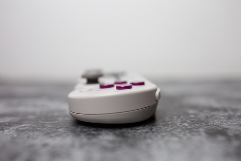 switch手柄八位堂复古手柄评测,switch良值三代分体手柄评测