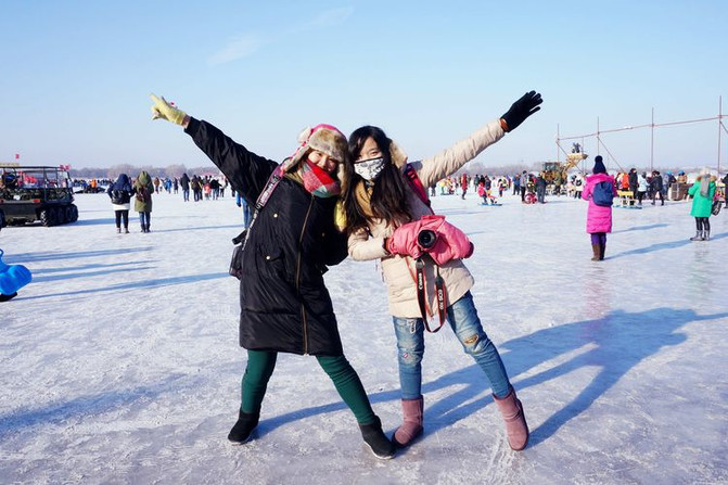 冰城伏尔加:“晴空下的雪域恋歌”让你知道旅行和旅游是两码事!