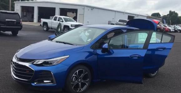 19款科鲁兹rs,科鲁兹2019款rs解说