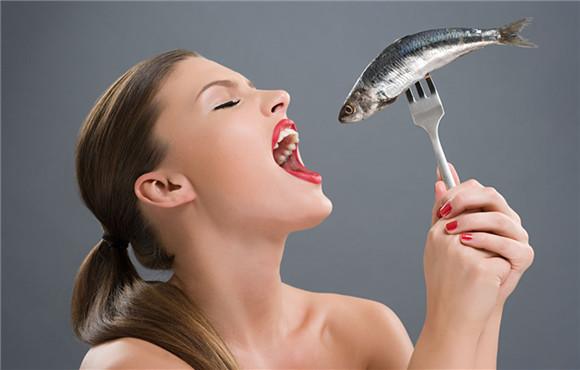 孕妇多吃哪些鱼宝宝变聪明,孕妇多吃哪些食物孩子聪明