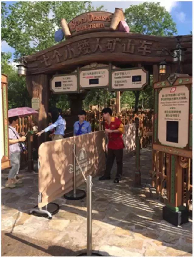 上海迪士尼fp领取攻略,上海迪士尼停车攻略