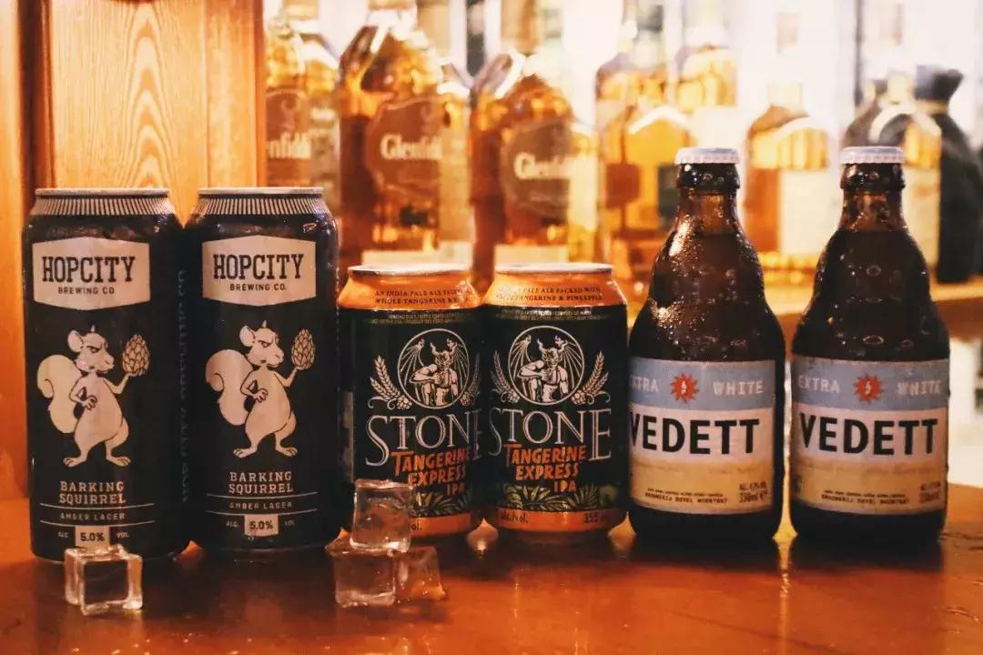 民歌湖酒吧颜值最高的酒吧,畅饮酒吧全国哪里