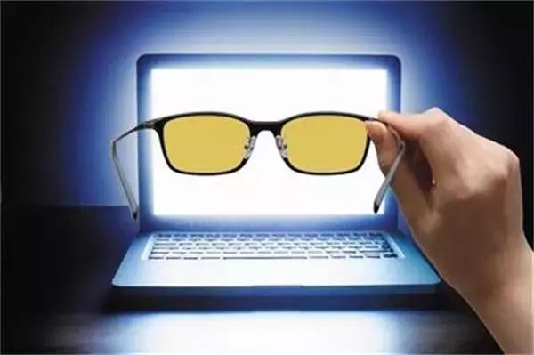 儿童近视有效的三个方法,儿童近视的四大误区