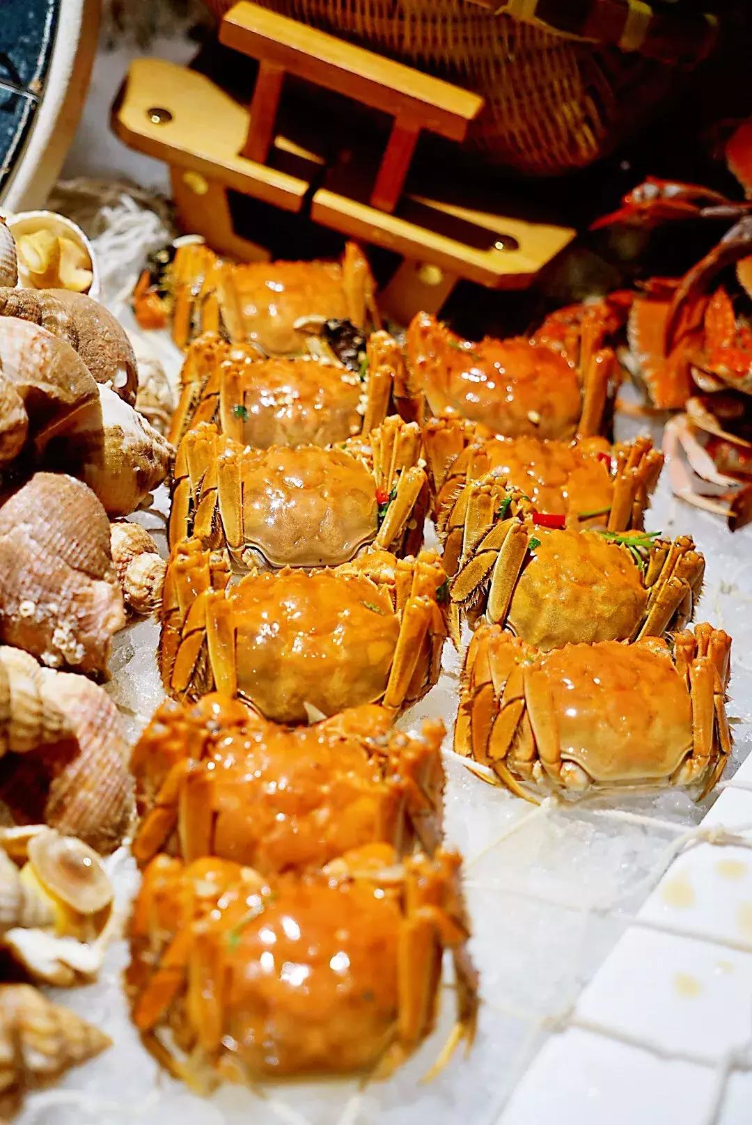 蟹黄的肥美鲜香,蟹黄味蟹香馥郁入口松脆