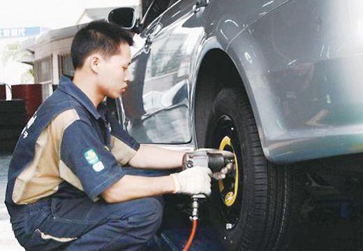 学补胎动平衡四轮定位好学吗,换轮胎要做四轮定位动平衡么