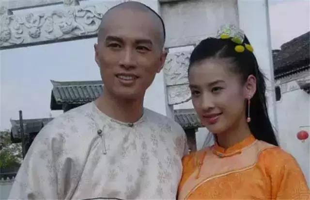 回忆周星驰的经典电影,反复看周星驰的电视剧有哪些