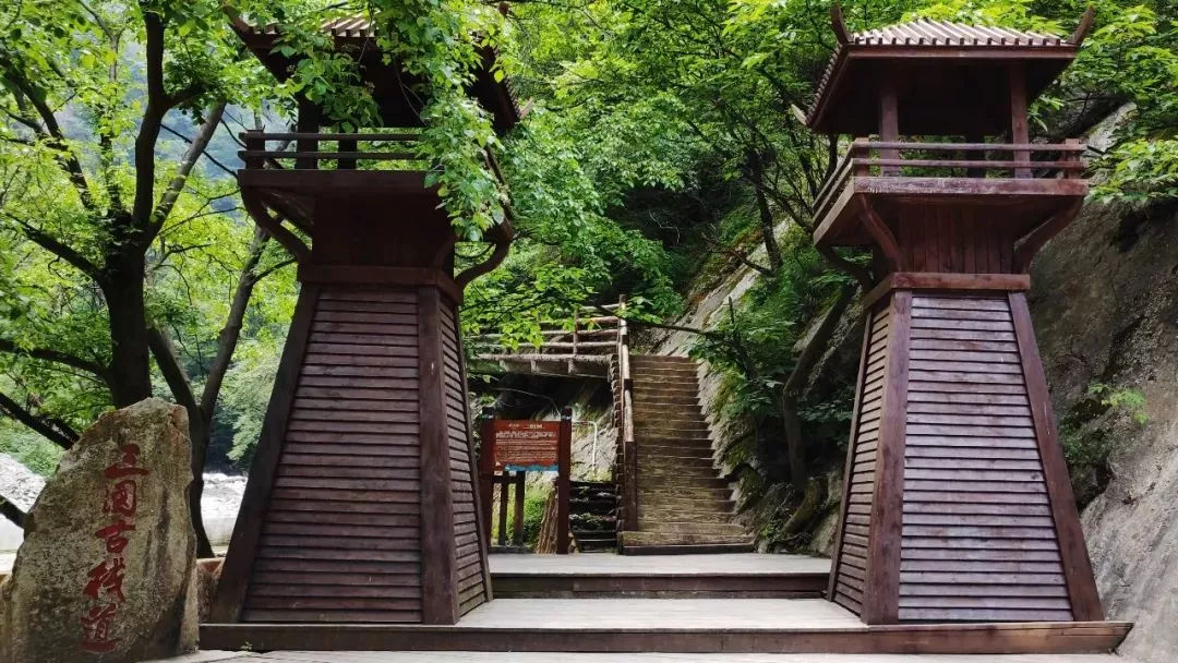 几月爬太白山可以登顶,太白山在哪看日出和日落最好