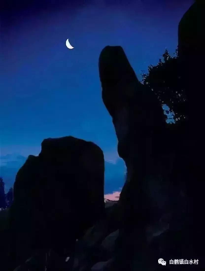 中秋皎月何处寻，白水异月邀君赏！