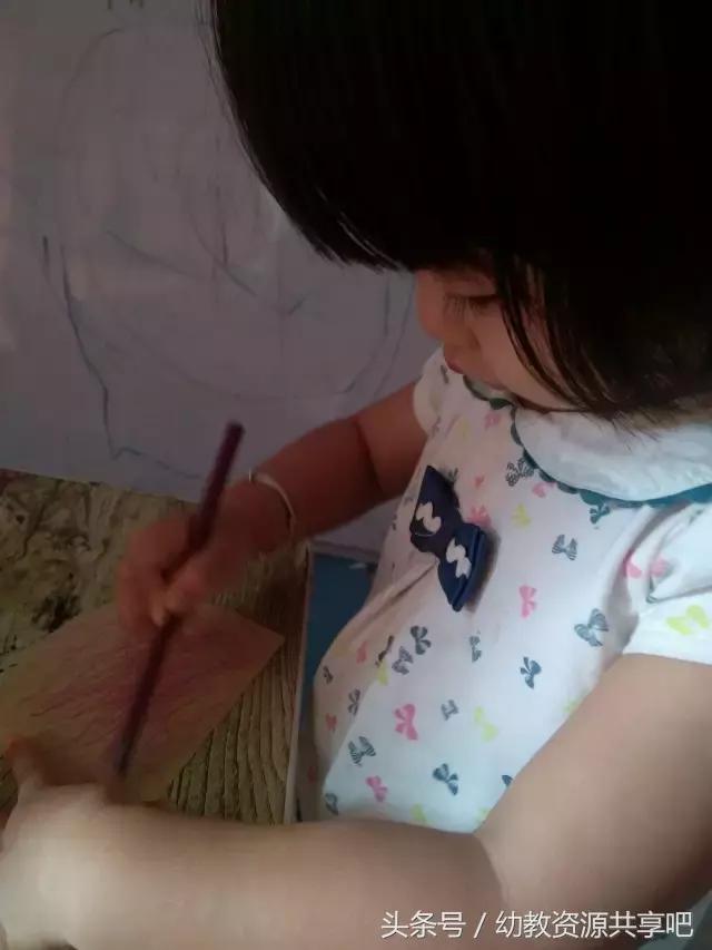 快递纸箱、一次性纸杯还能这么玩？老师们也太有创意了吧~