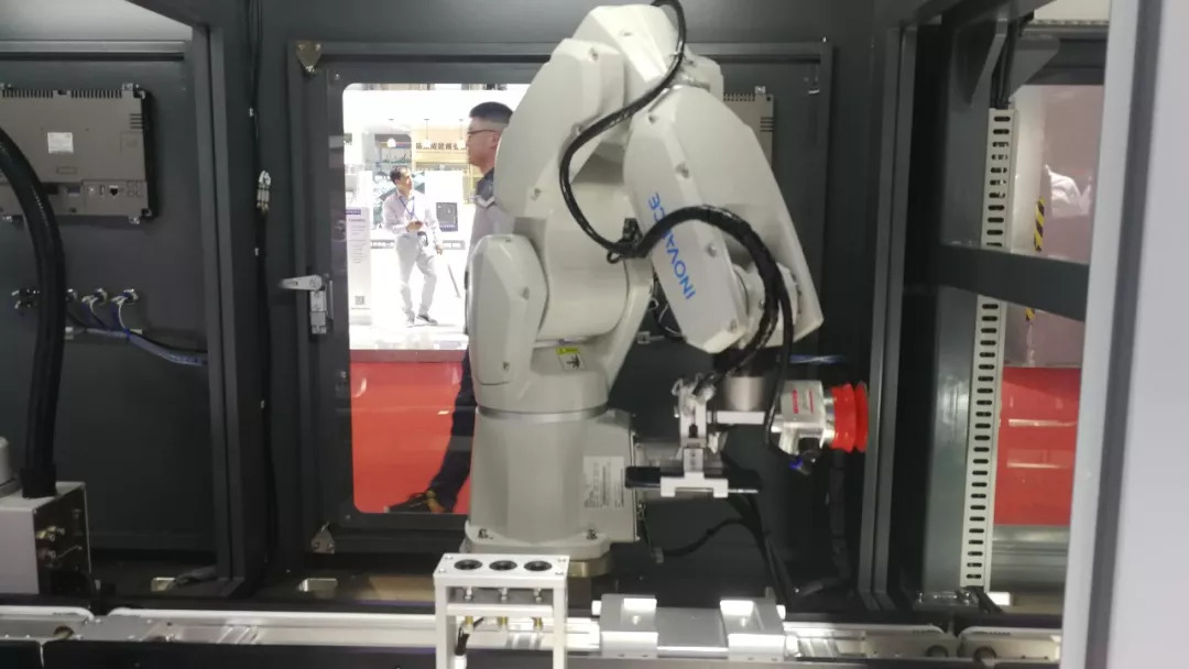 IAS∣智造圈正上演“自我革命”，数字化抢夺C位