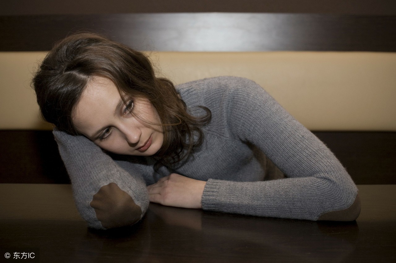 哪些女性容易得经前期综合征,女生经前期综合征是什么原因