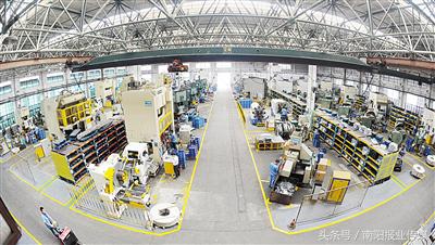 加大支持推进邓州市工业发展,邓州经济爆发式增长