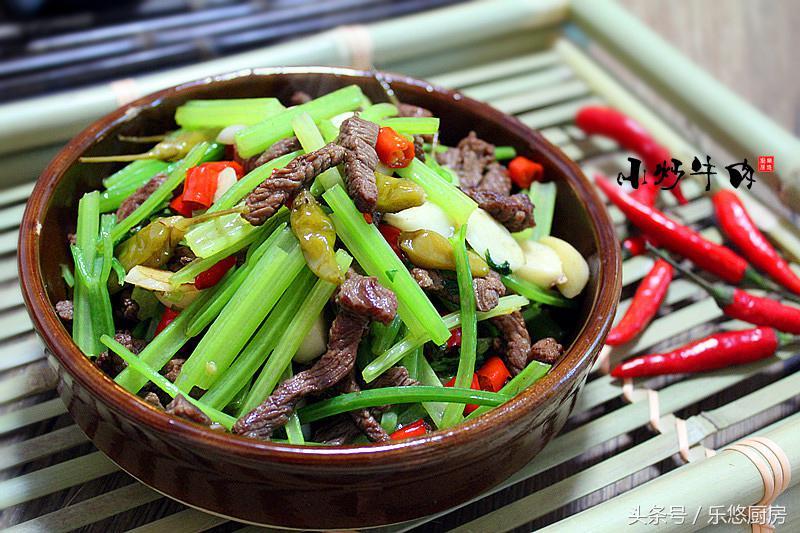 怎么炒牛肉饭最好吃,小炒牛肉这样做三碗米饭都不够吃