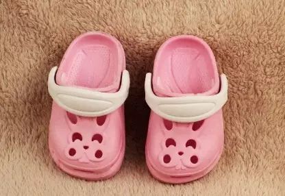 这种鞋还敢穿吗？它可能会影响男性生育、伤害儿童肝肾！