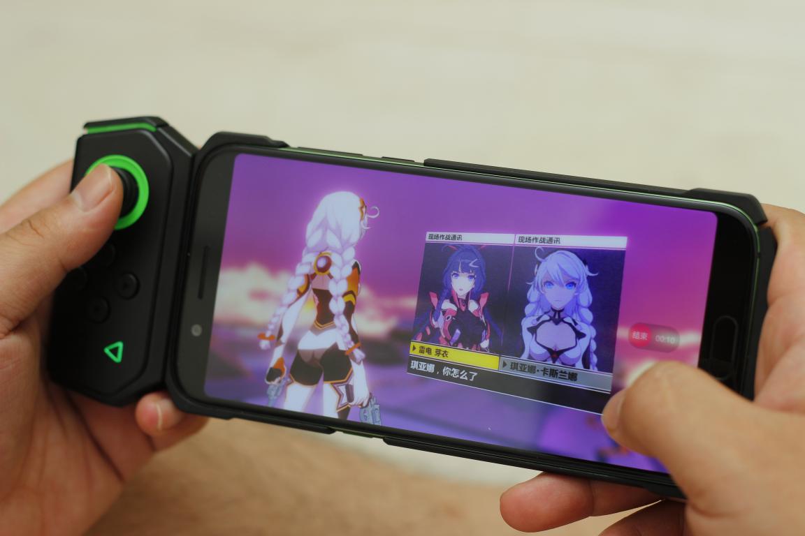 黑鲨手柄如何玩崩坏三,黑鲨能玩vivo服的崩坏三吗