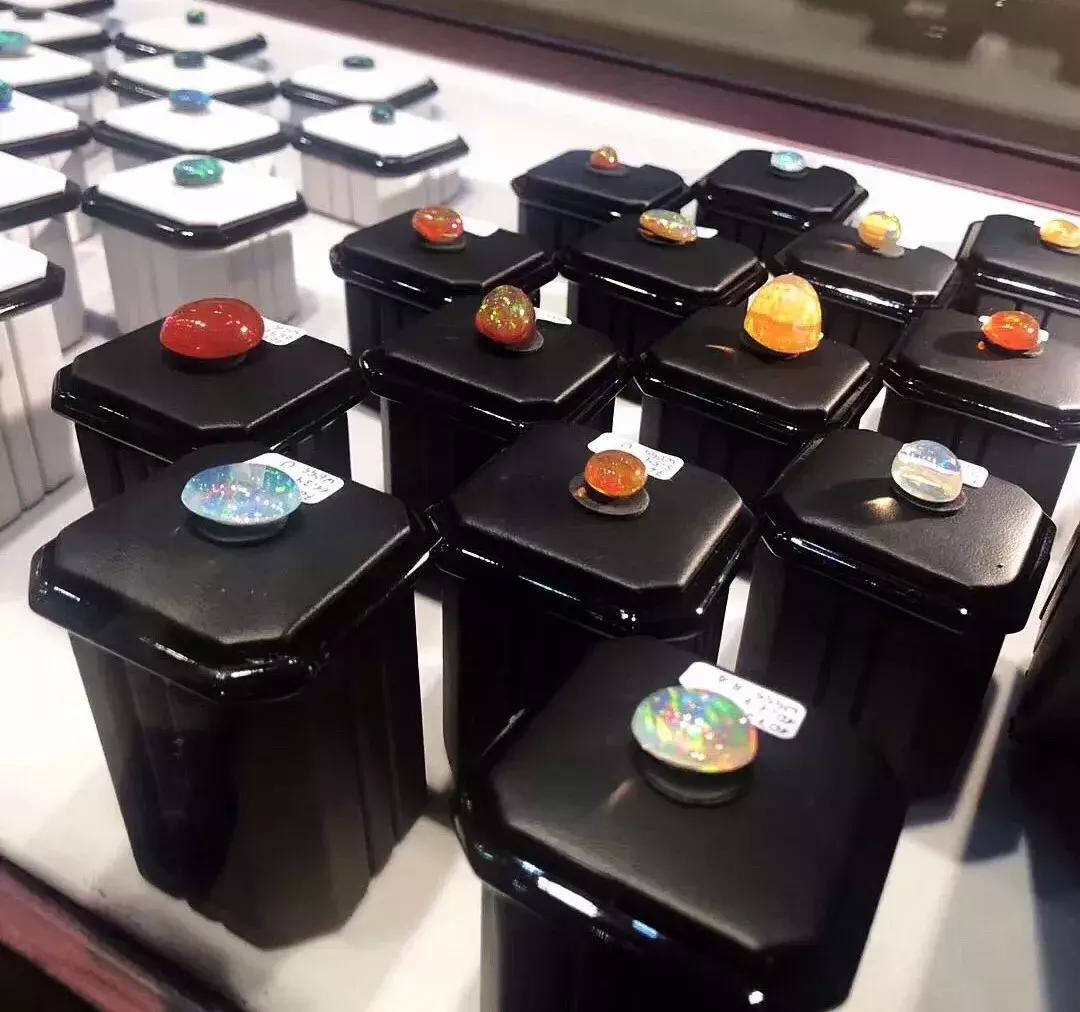 2023香港珠宝展价格,香港国际珠宝展上的顶级托帕石