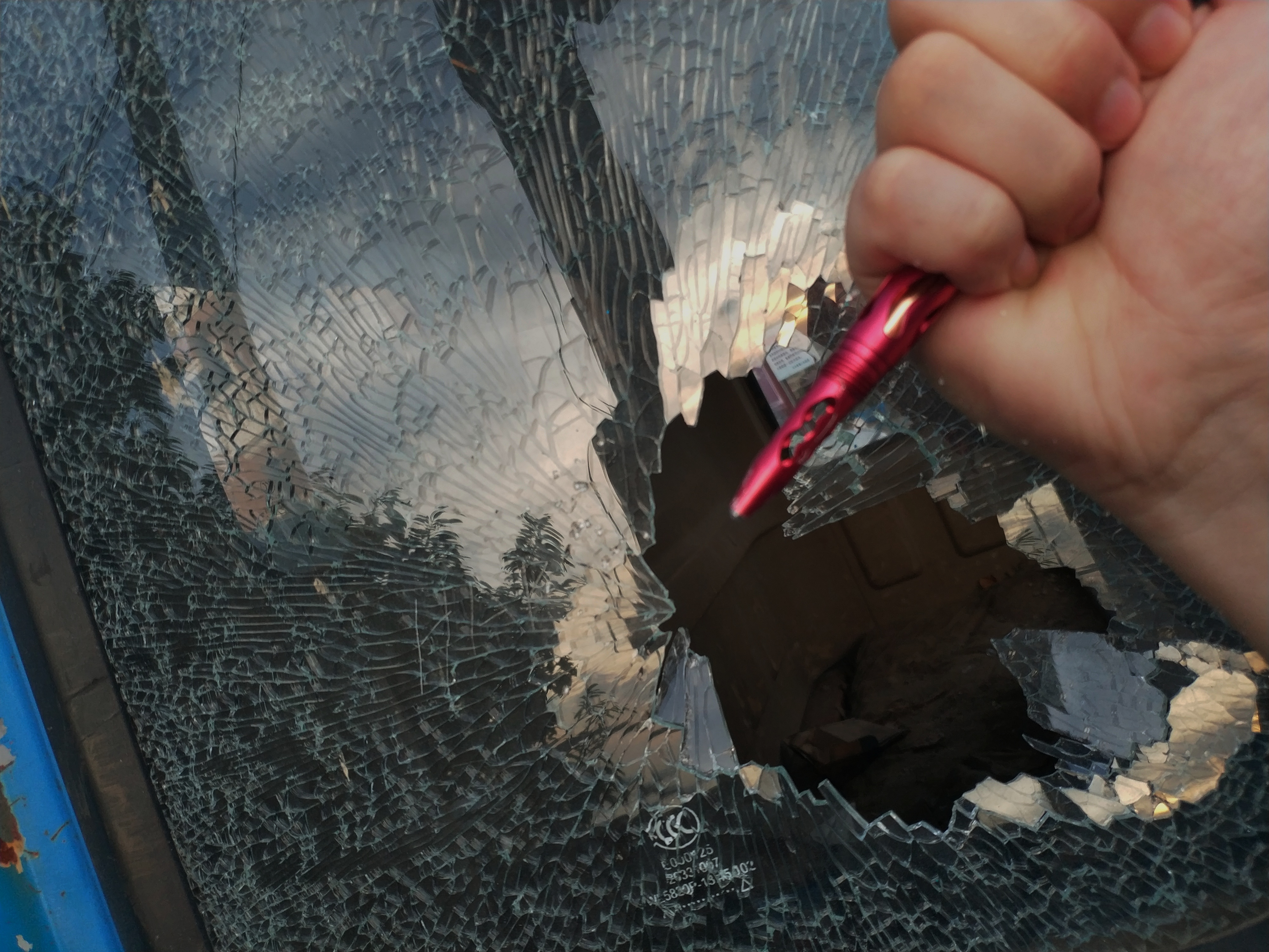 应急利器,防身神器战术笔测评