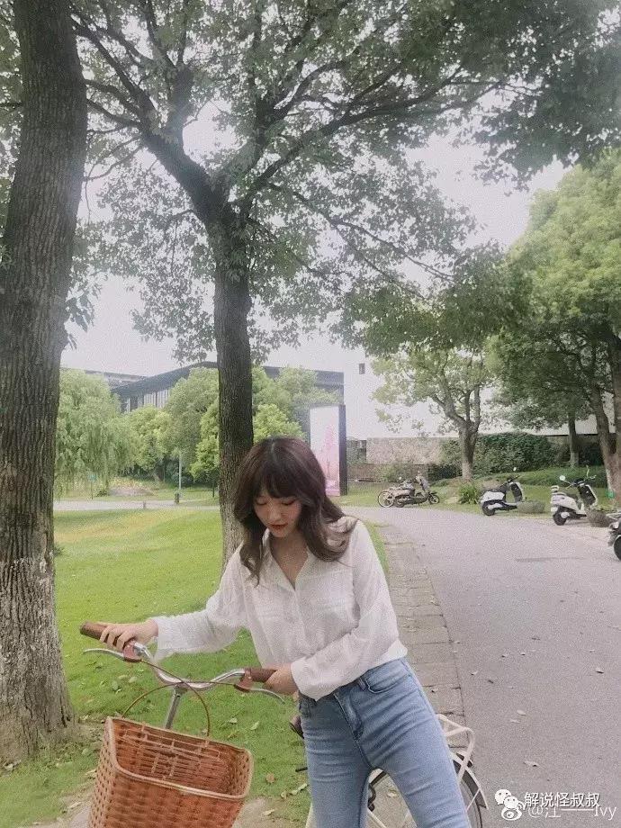 B神中秋发豪礼人手一部IPHONEXSMAX09离开熊猫TVDOTA2日报