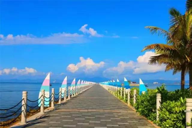 「238元抢三亚方圆贝高莉度假公寓」海景房+双早+泳池！有效期到年底，中秋国庆通用，超划算度假方式！