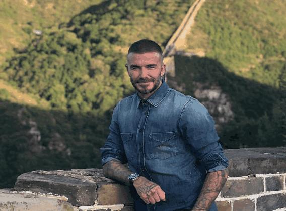 贝克汉姆晒与小七亲密合影,贝克汉姆晒与贝嫂合影