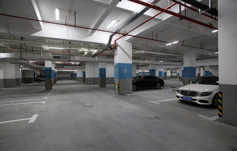 中国最大的奔驰4s店,亚洲最大奔驰4s沈阳