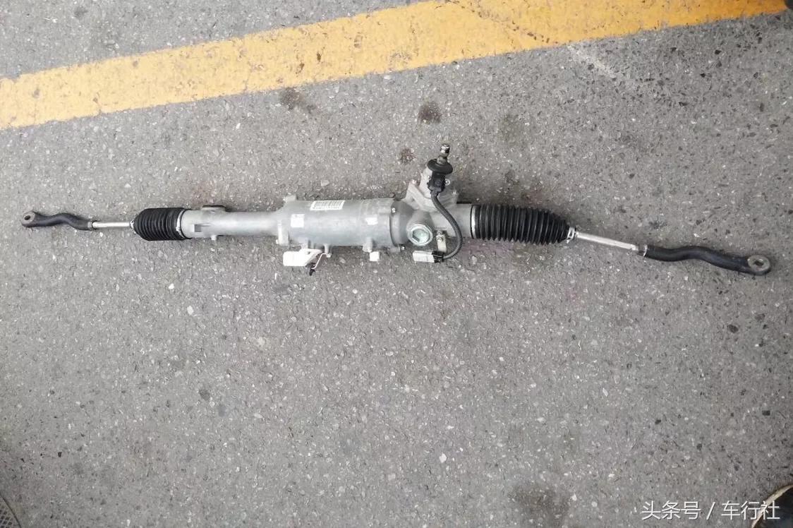 锐志拆车件出售,锐志拆车配件批发市场大全