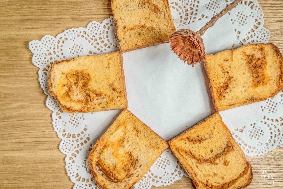 请忘记那个“火辣”的女人,爸爸糖新品吐司比她更辣更松软!