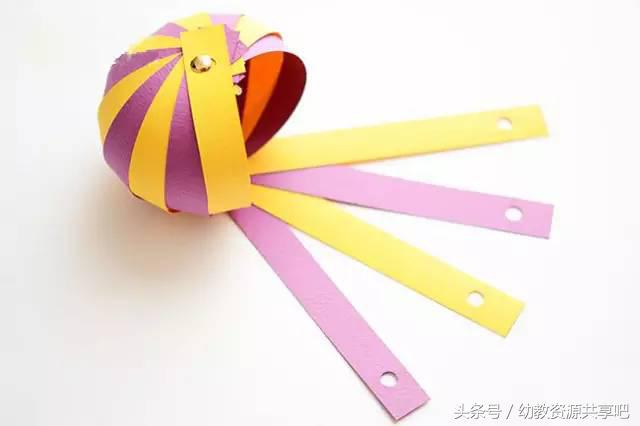 用彩色纸条制作手工卡纸,超简单卡纸手工特别好看