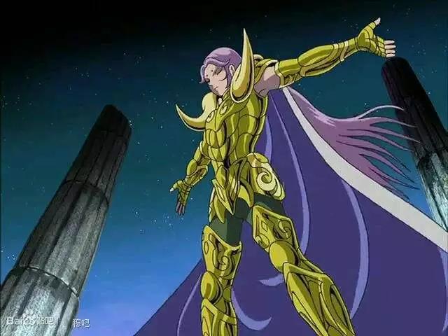 绿茵场足球队,绿茵场上的足球队