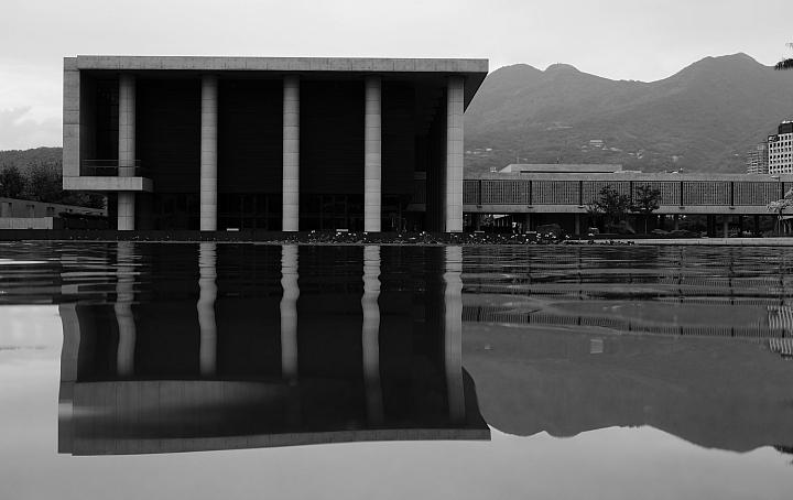 leica徕卡c-lux2多少钱,徕卡clux变焦