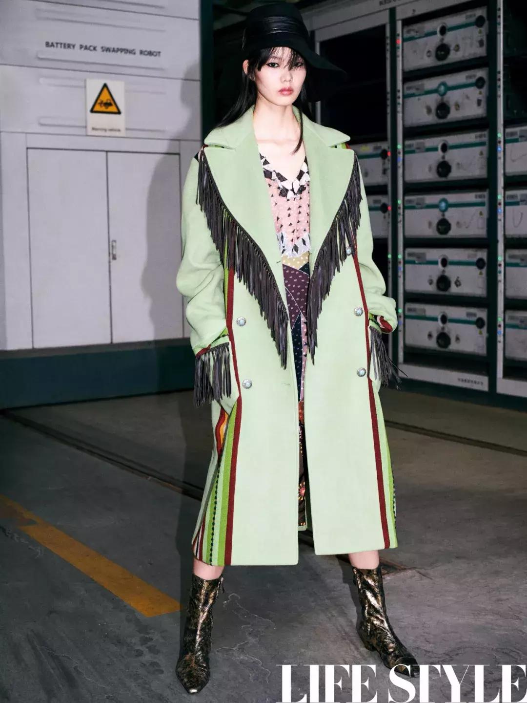 明星看刘雯何穗奚梦瑶走秀,刘雯何穗奚梦瑶维密