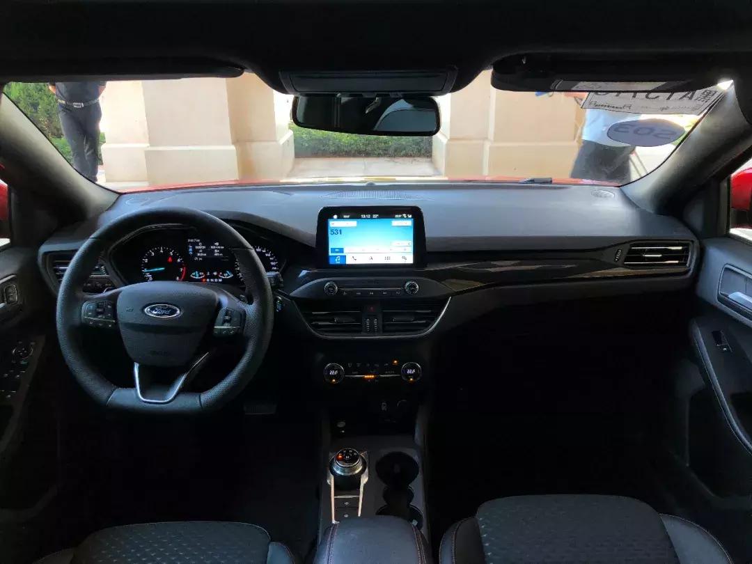 福特新一代福克斯试驾视频,福特新一代福克斯2020款评价