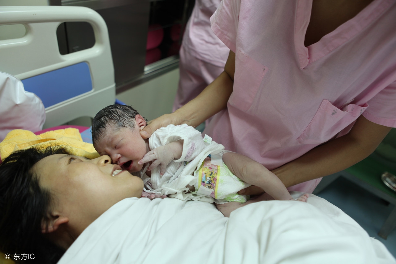 顺产和剖腹产哪个好宝妈来看看吧,顺产和剖腹产应该问谁