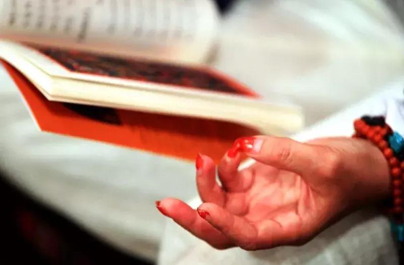 信佛严重影响到家庭夫妻关系,因为信教而引发的家庭矛盾