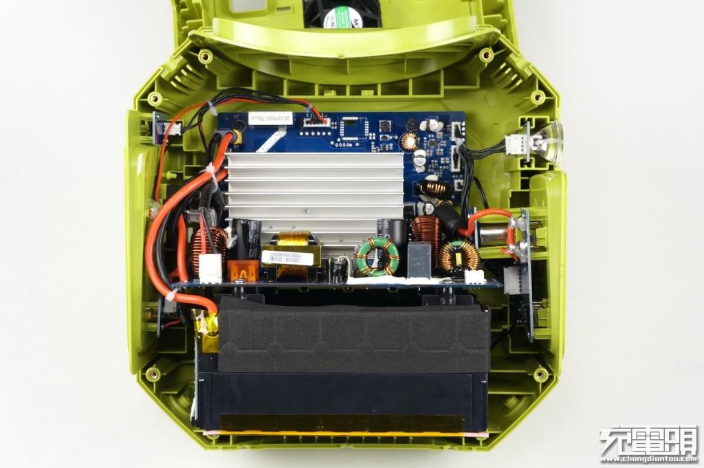 电小二户外电源拆解,电小二户外电源拆机