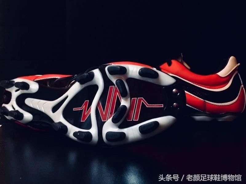 罗纳尔多水晶足球鞋,中国玩家创造世界奇迹