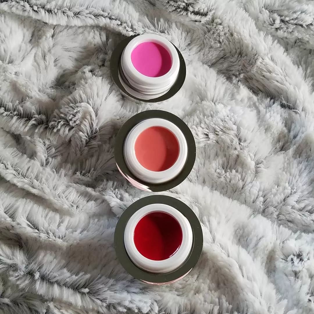 口碑爆表的12款秋冬润唇膏，不买你的嘴会不答应！