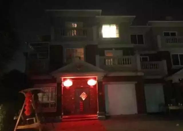 一首撕心裂肺催人泪下的歌,一首曾经唱哭无数人的歌用心良苦