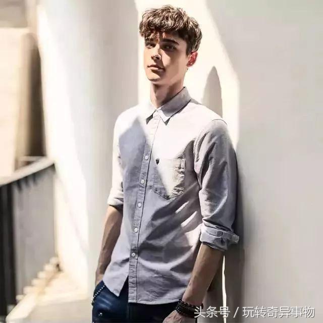 椹敳鑳屽績鐢疯鍥剧墖绉嬪,绱壊鐨皵鍗′腹绉嬪鐢疯