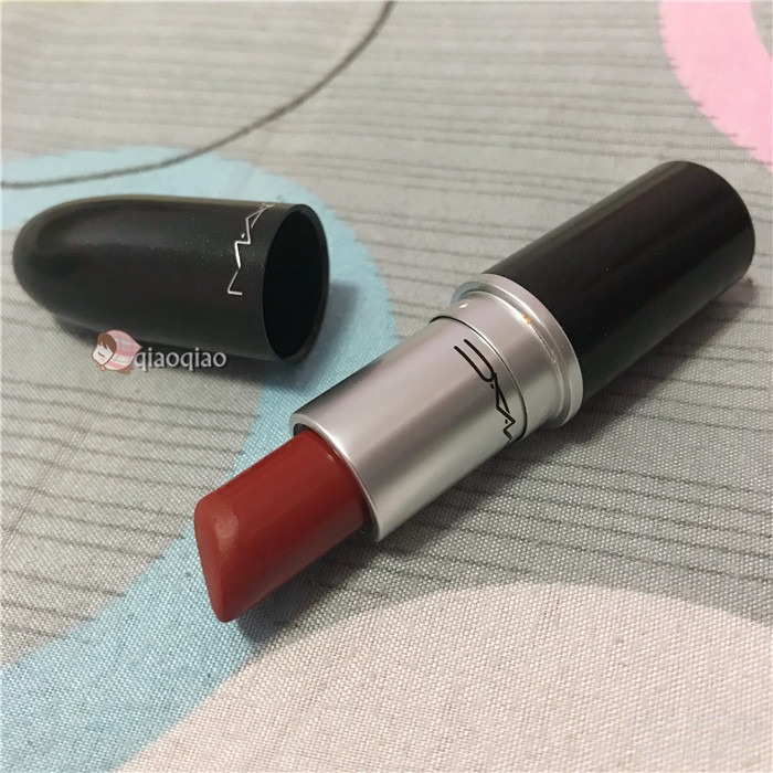 那些曾经“一管难求”的网红色口红们，真的那么名副其实吗