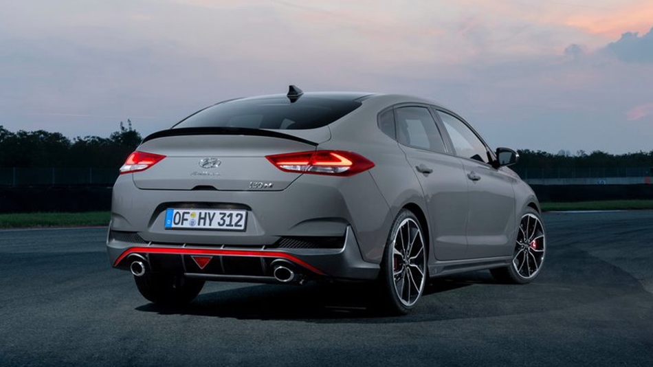 现代i30fastback两厢,现代i30fastback