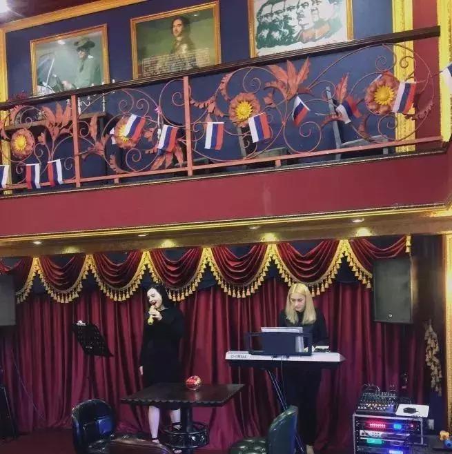 最豪华的音乐餐吧,一家氛围满满的音乐餐吧